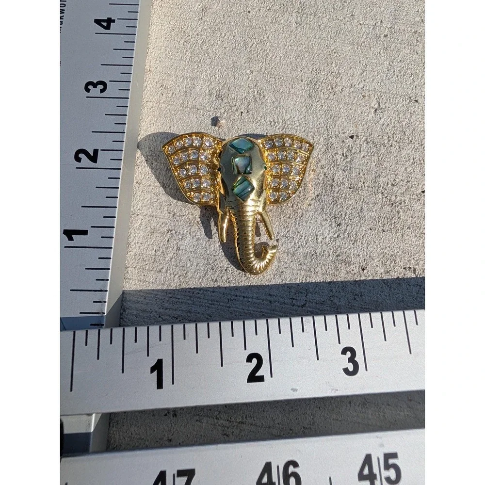 Gold Tone Elephant Head Brooch Rhinestone Abalone Shell Inlay Safari Pin - Picture 4 of 12